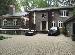 2 Harding Ln, Rumson, NJ 07760