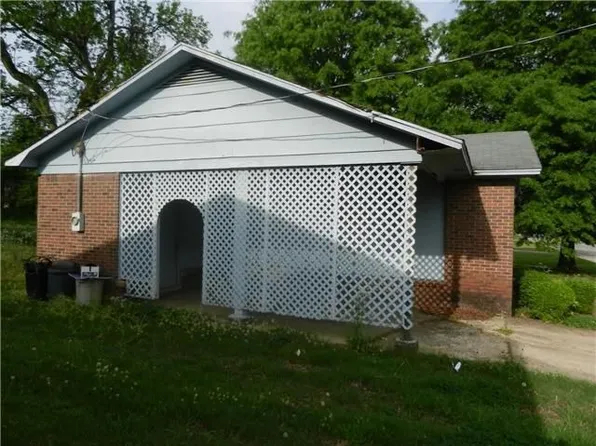 1144 Berrywood Ave, Brownsville, TN 38012
