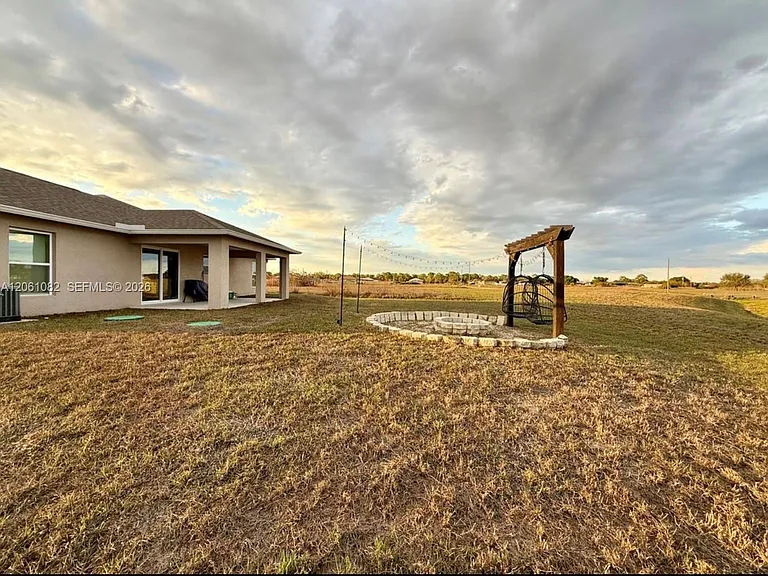 7033 Waldo Cir — Photo 3