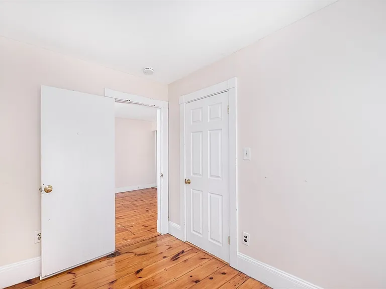 12 Kilby St #2L — Photo 12