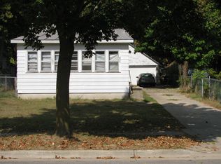 636 W Washington St, Ionia, MI 48846
