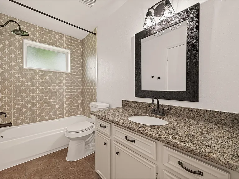 5347 Lincoln Green Dr — Photo 16