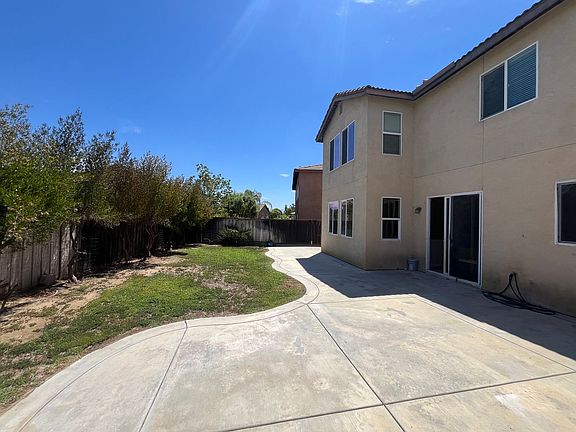5th image of 31656 Rosales Ave