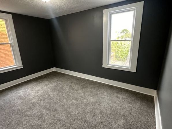 835 E Buchtel Ave #11298082