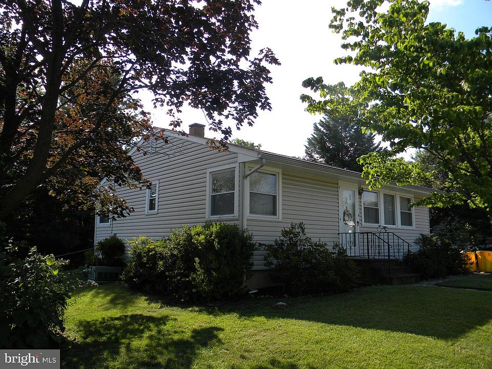1st image of 1702 Pleasantville Dr