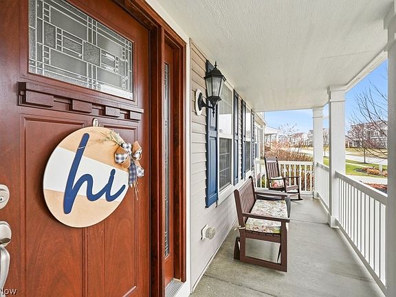 3rd image of 6607 Regal Woods Dr