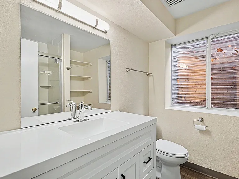 2948 S Cherokee St — Photo 23