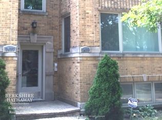 2417 W Hutchinson St APT 3E, Chicago, IL 60618