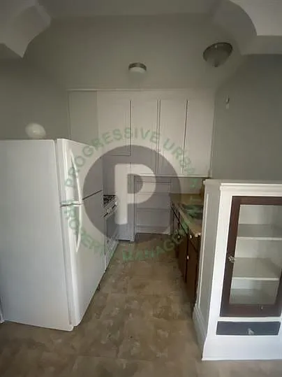 1442 W 101st St #11 — Photo 5