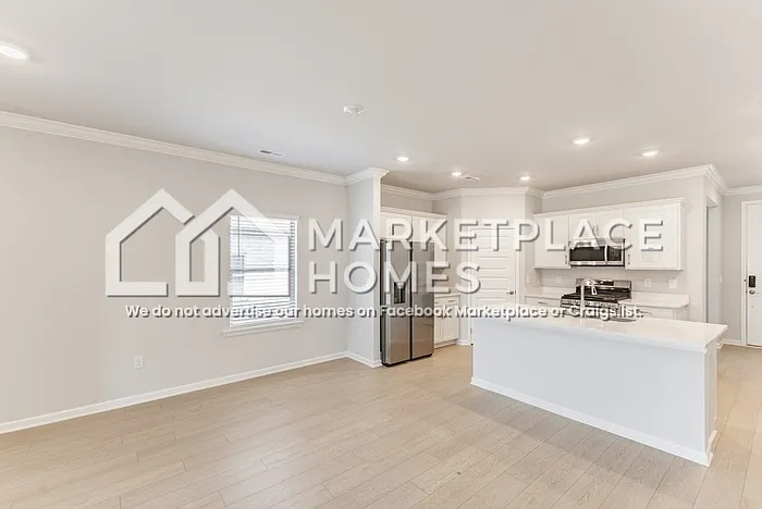 206 Stockyard Cir — Photo 9