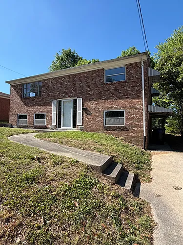 639 Holbrook St Photo 1