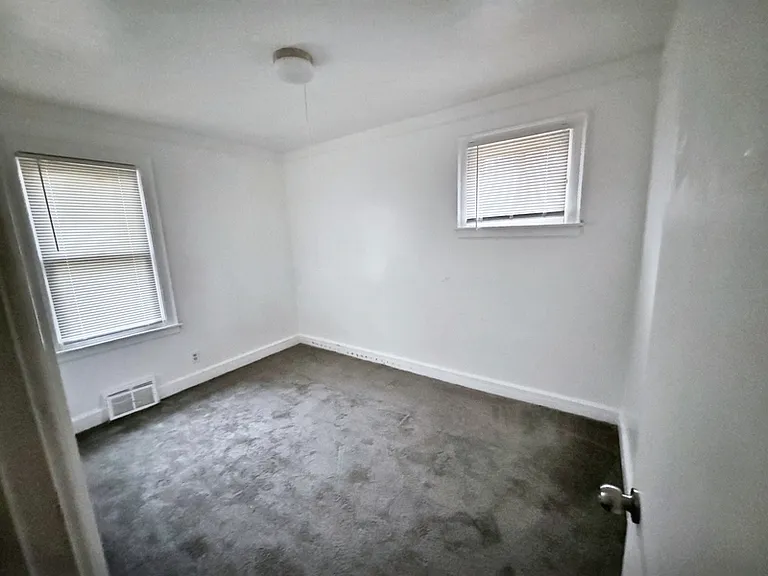 9227 Grayton St — Photo 7