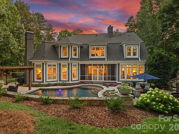 2nd image of 159 Brownstone Dr