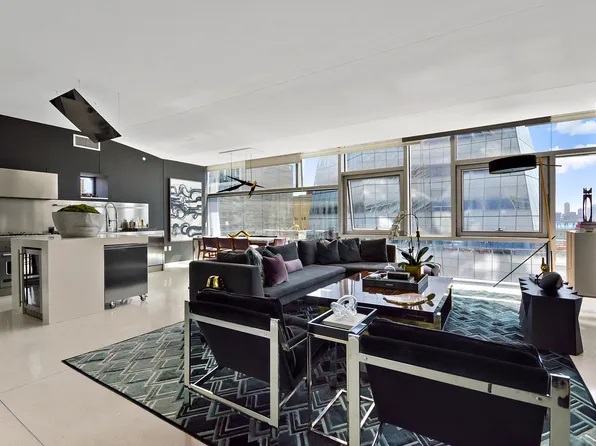 100 Eleventh Avenue 9D image 1 of 16
