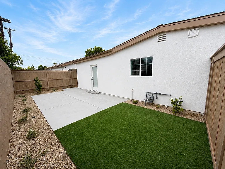 15042 Joycedale St — Photo 23