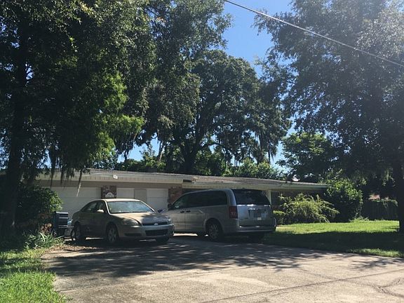 3rd image of 912 Eastwood Dr