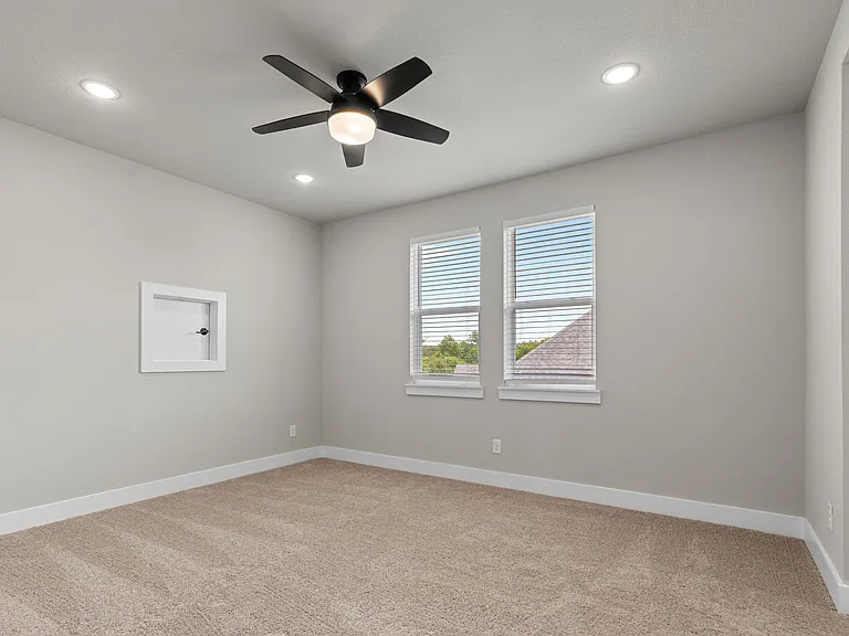 4318 Peachtree Ln — Photo 29