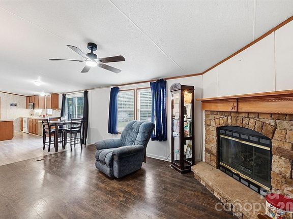 5th image of 4688 Taxahaw Rd