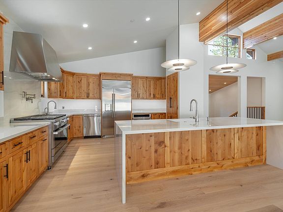 5th image of 11950 Cavern Way