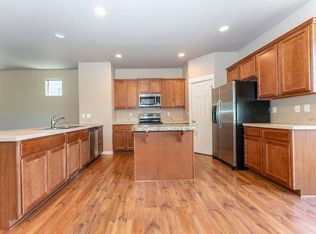 20713 SW Sister Ln, Beaverton, OR 97003