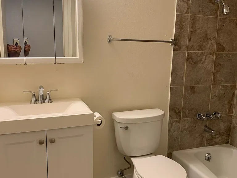 4955 Moorhead Ave #4 — Photo 8