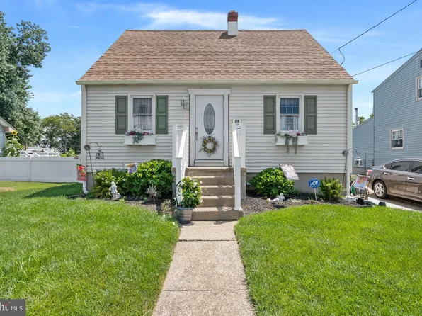 218 4th St, Brooklawn, NJ 08030