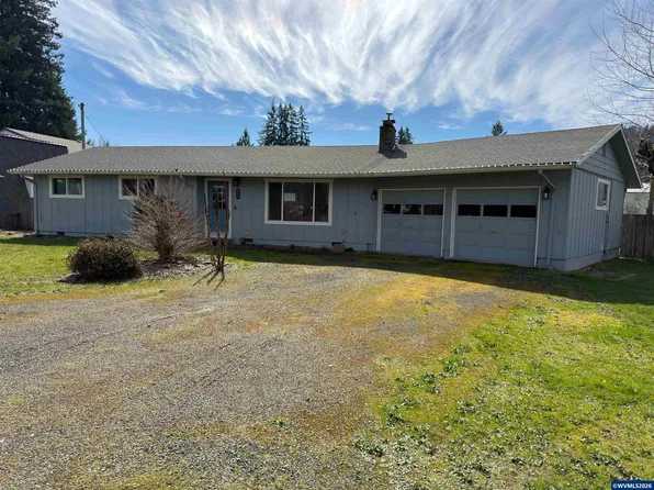 442 Cedar St, Lyons, OR 97358