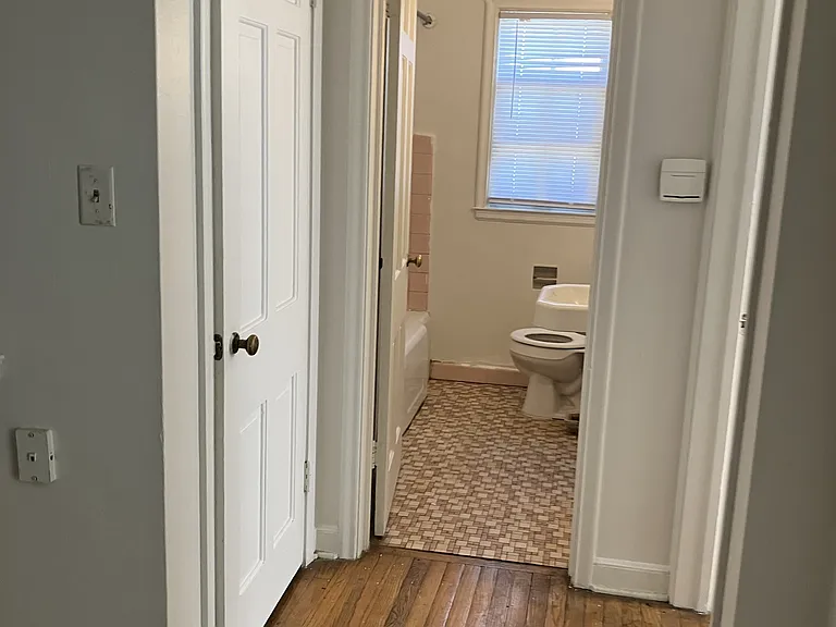 4025 N Sherman Blvd — Photo 5