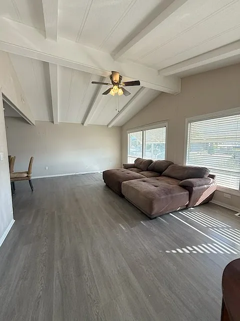 2 bed, 1300 sqft, $2,050 — Photo 2