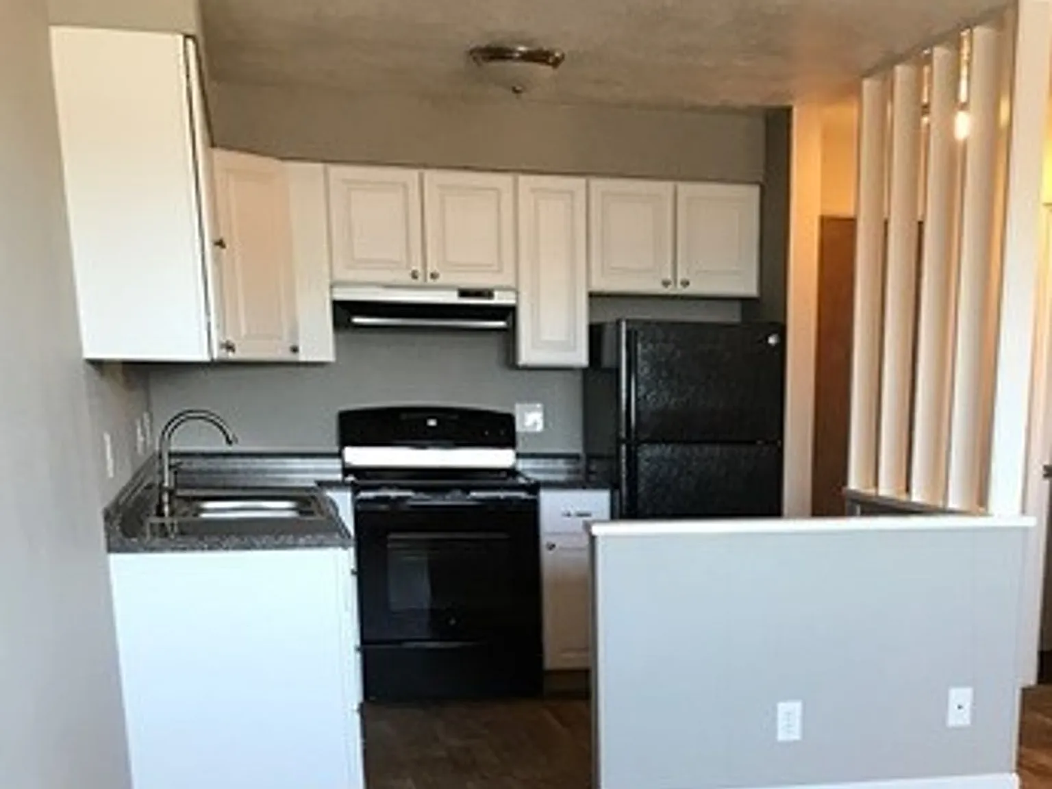 Free rent! PLUS $250.00 off the first months rent! — Photo 3