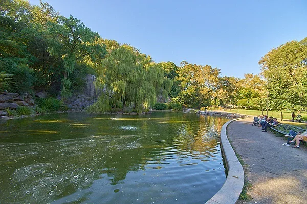 Rented by Keller Williams NYC | media 23