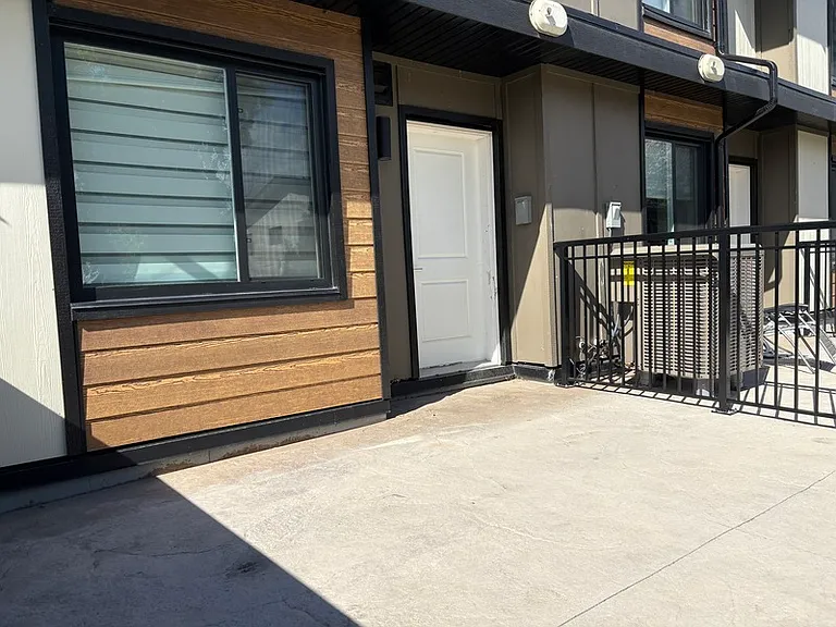 500 Fleming Rd #43 — Photo 14