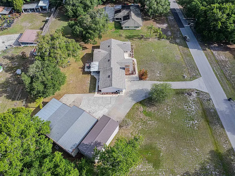 5905 Whispering Pines Rd — Photo 55