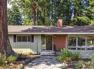 15214 SE 20th St, Bellevue, WA 98007