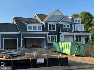 9828 Thoroughbred Rd, Warrenton, VA 20187