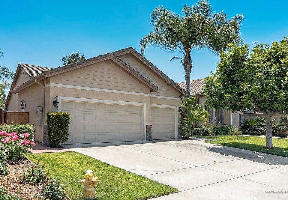 1st image of 735 Pebble Beach Dr