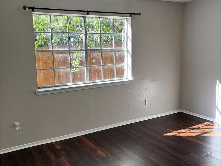5201 Curzon Ave #3 — Photo 4