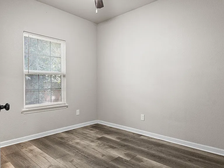 850 E Harvey Ave — Photo 19