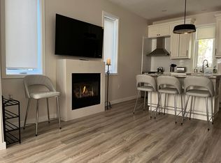 142 Dunedin St #2, Orillia, ON L3V5T7