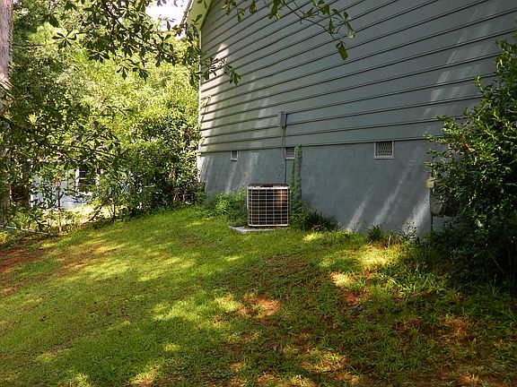 3rd image of 117 Belair Trl