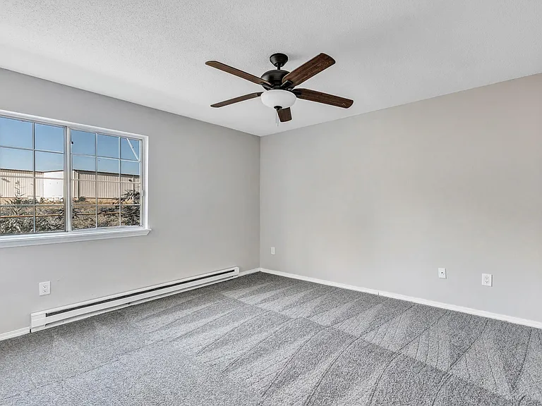 1358 Meriden Rd #12 — Photo 14