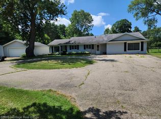 3019 Cashin Dr, Flint, MI 48506