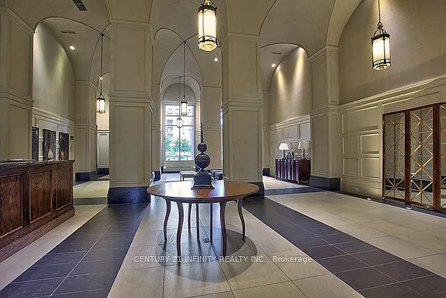 2 bed, $2,450 — Photo 2