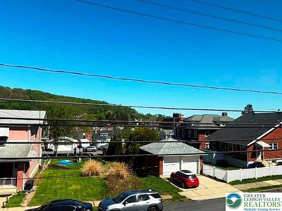 2nd image of 1206 Sioux St