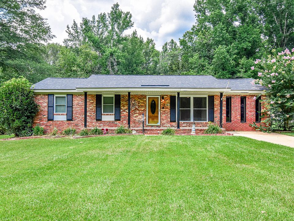 1st image of 50 Montezuma Dr