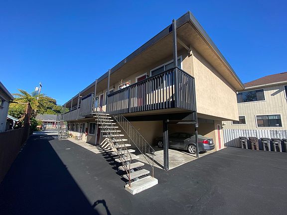 3rd image of 231 Blackburn St #3