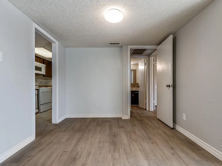 12818 Midway Rd #2068 — Photo 3