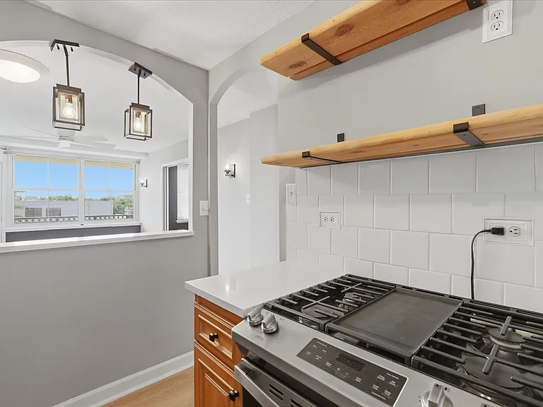 2030 N Adams St #1209 — Photo 5