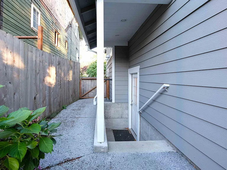 Entrace of rental unit