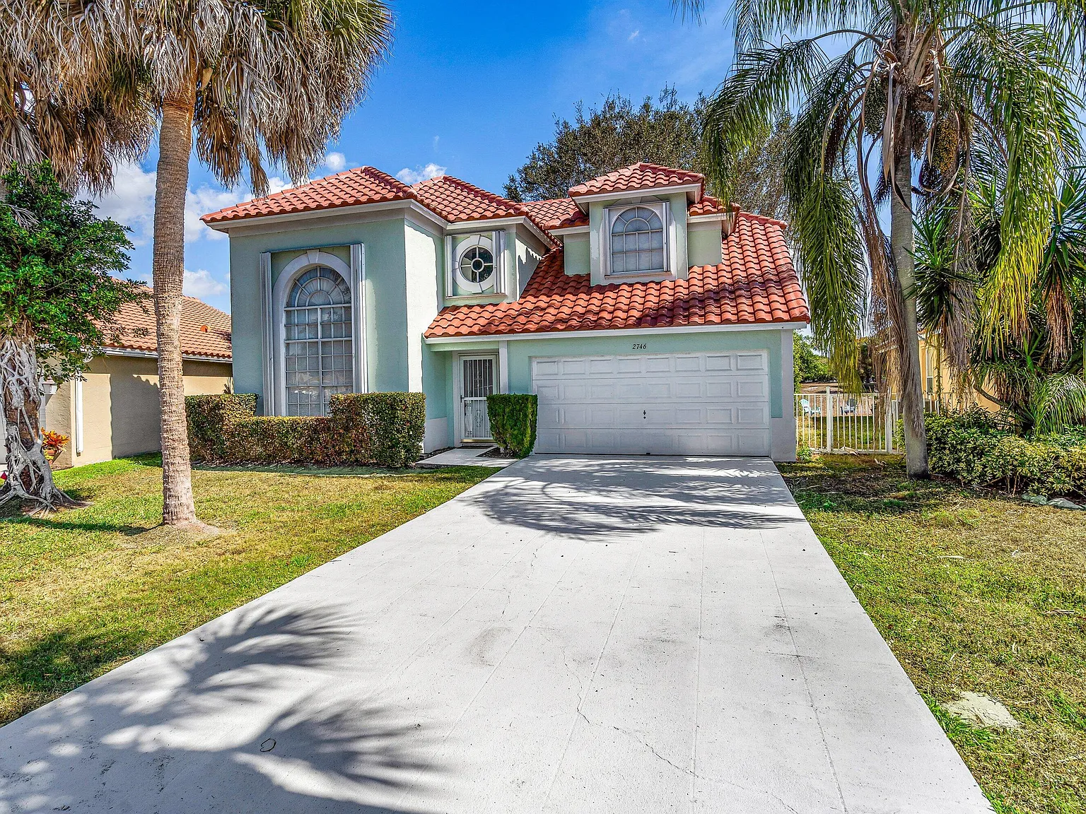 3 bed, 2.5 bath, 1884 sqft, $5,500 — Photo 1